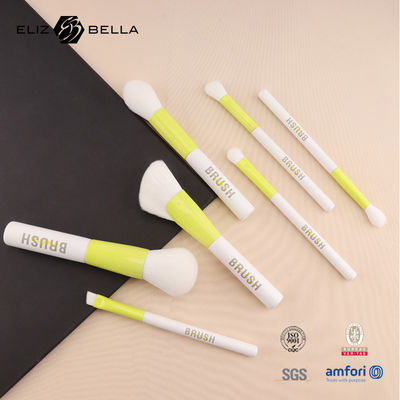 Güzellik İhtiyaçları ile Profesyonel Bir Görünüşe Uğramak